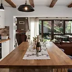Villa Luxury Retreat &