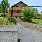 Luxury Retreat & Villa