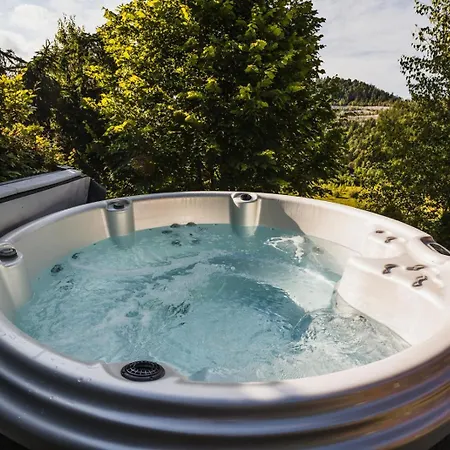 Luxury Retreat & Villa Fužine