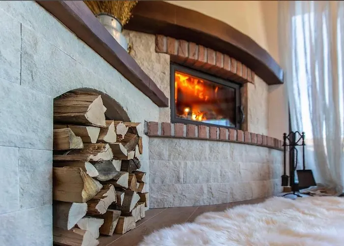 Luxury Retreat & *