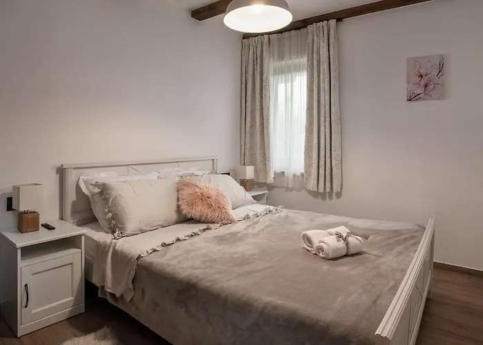 Luxury Retreat &