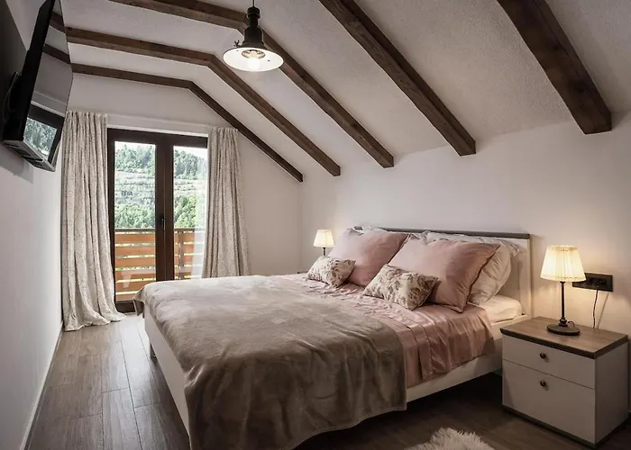 Luxury Retreat & Villa